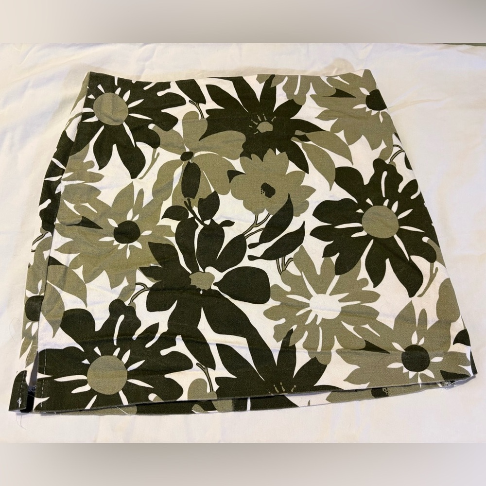 Vintage Y2K Floral Mini Skirt